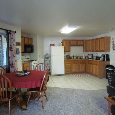 Peaceful 3 Bdrm Alaskan Getaway 瓦西拉 外观 照片